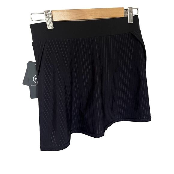MOVE TO Modern Aesthetic Versatility Sheer Stripe Tennis Skort - Medium - Picture 3 of 4